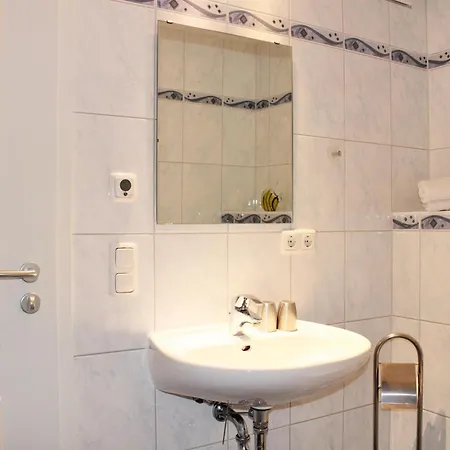 アパート Josephine 21