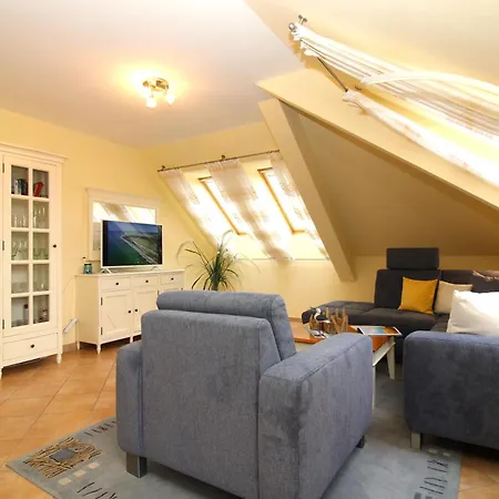 Apartment Josephine 21 Kuehlungsborn